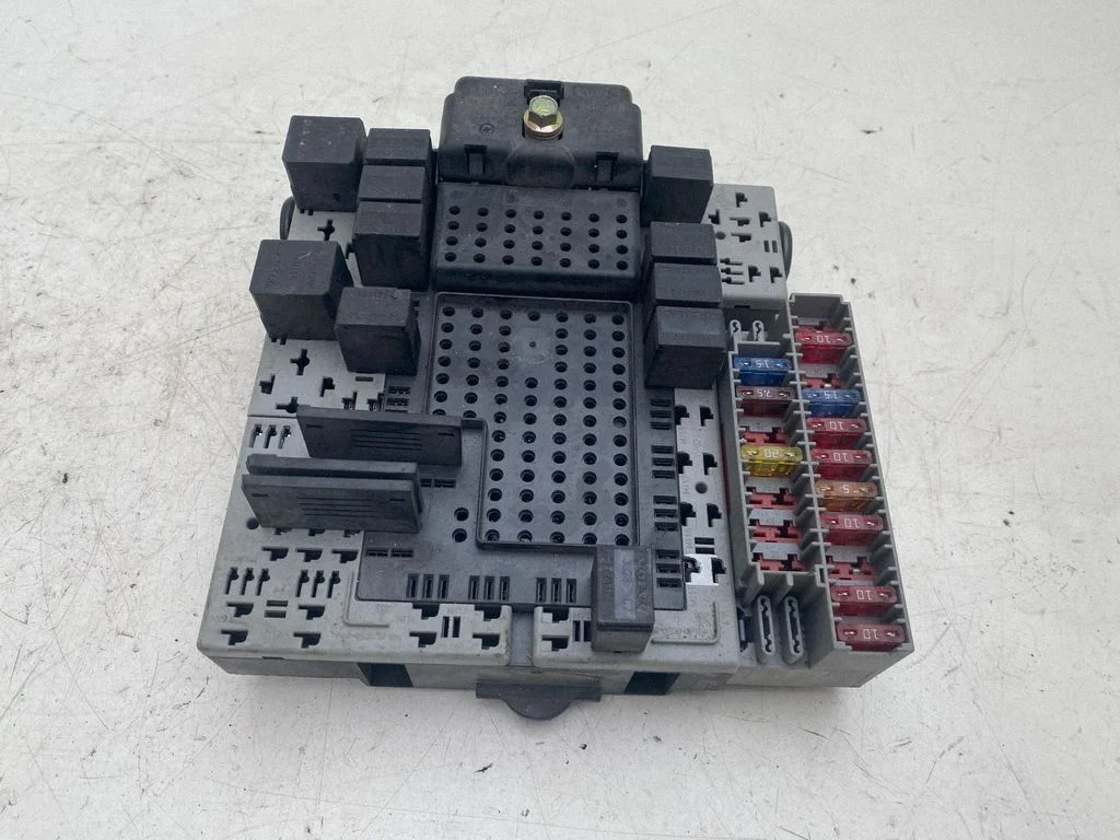 Fuse module – Volvo S80 (2004-2006)