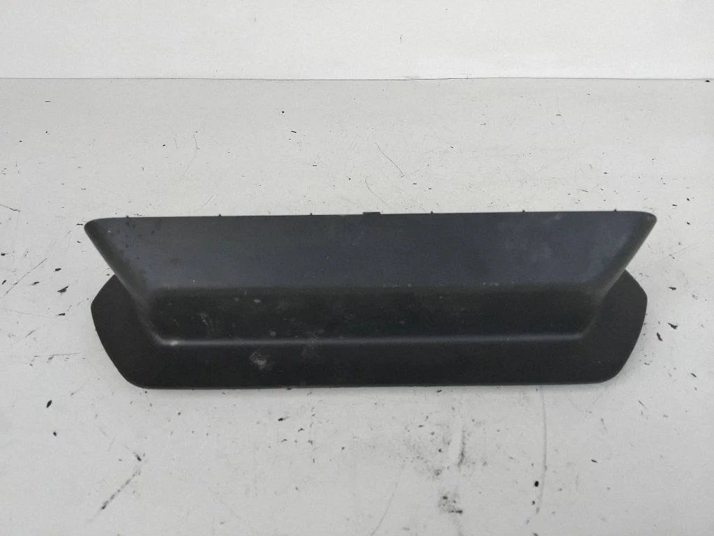 Cita salona detaļa 5LA857037