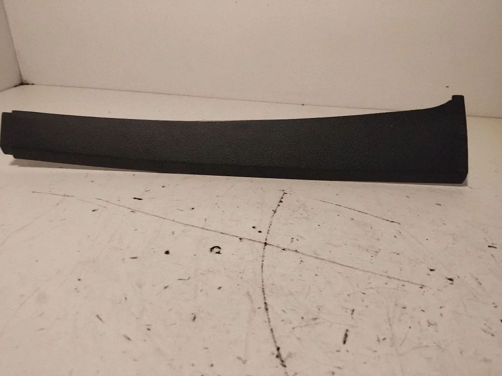 Cita salona detaļa 1T0868223B