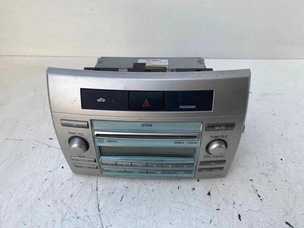 Raadio / CD/DVD-mängija / navigatsioon 861200F030