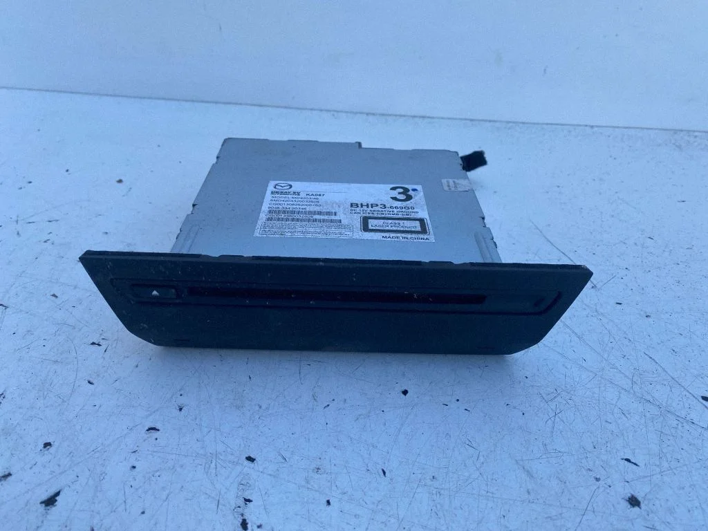 Radio/CD/DVD atskaņotājs/navigācija BHP3669G0