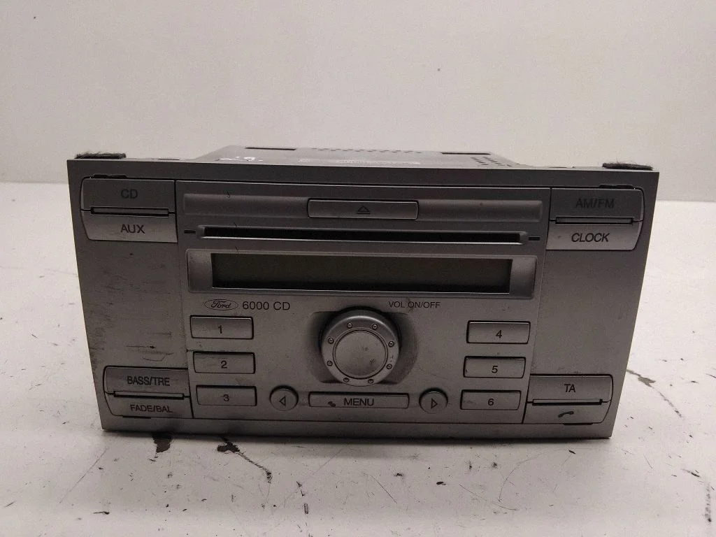 Radio/CD/DVD atskaņotājs/navigācija 6M2T18C815AG