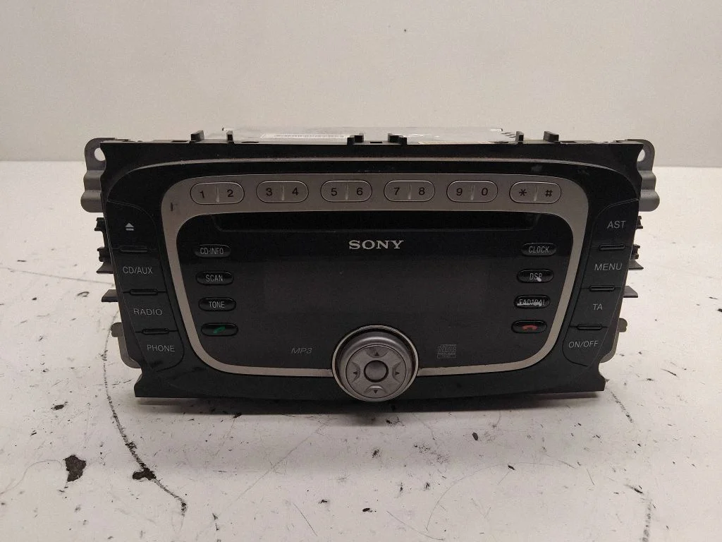 Radio/CD/DVD atskaņotājs/navigācija 7S7T18C939AF