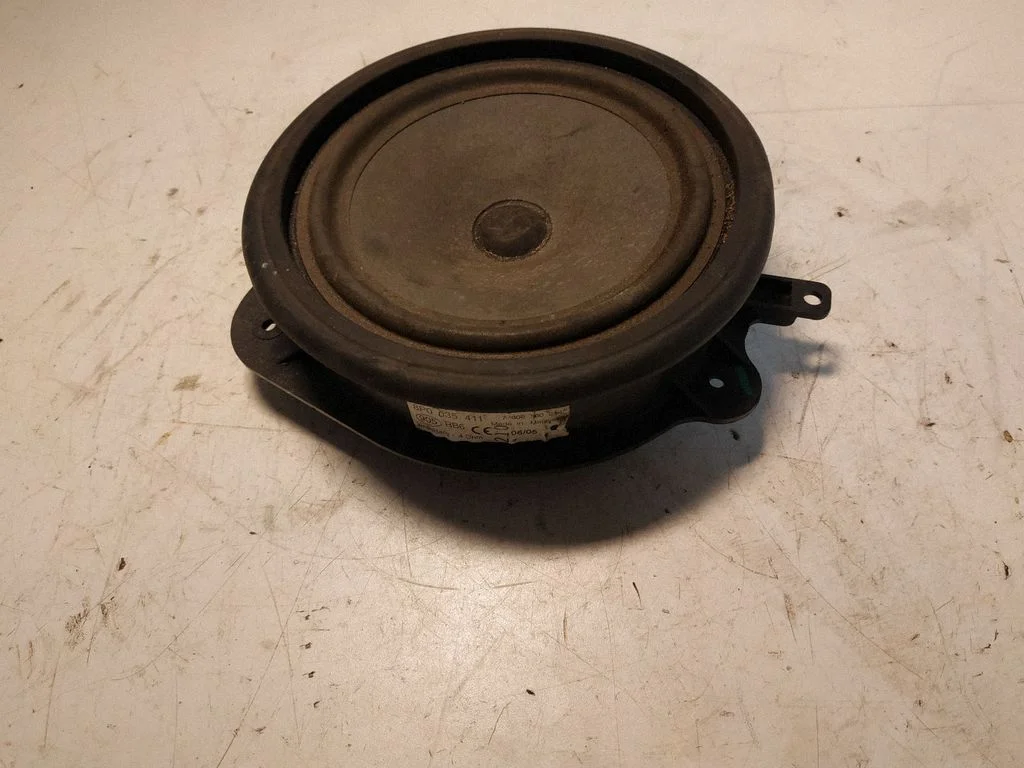 Front door speaker – Audi A3 S3 8P (2003-2012)