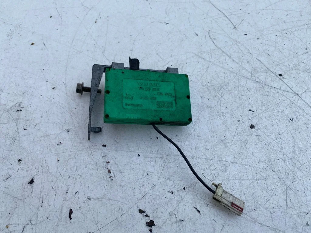 Aerial antenna amplifier – Volvo S80 (1999-2003)
