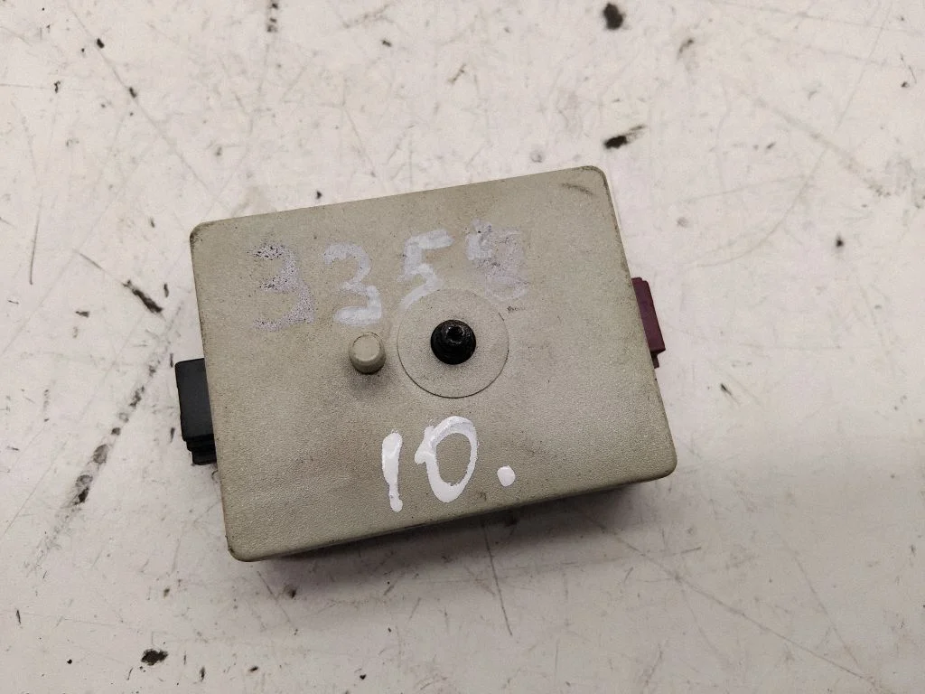 Antenas pastiprinātājs KK911062103