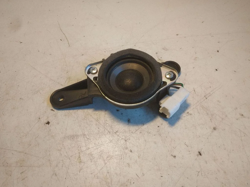 Rear door speaker – Lexus IS 220D-250-350 (2006-2013)