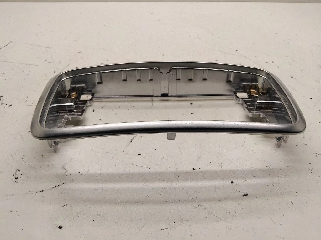 Radio/GPS head unit trim – Mercedes-Benz A-Class W176 (2012-2018)