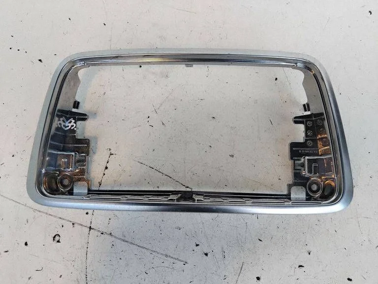 Radio/GPS head unit trim – Mercedes-Benz A-Class W176 (2012-2018)