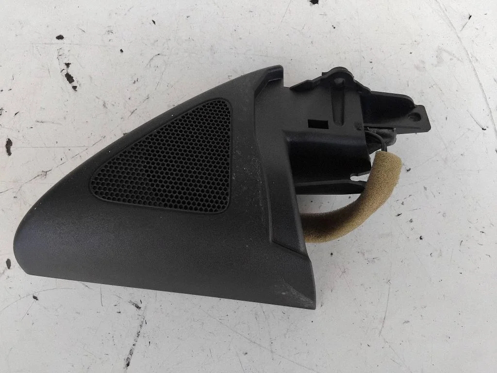 Front door high frequency speaker – Volkswagen Passat CC (2008-2016)