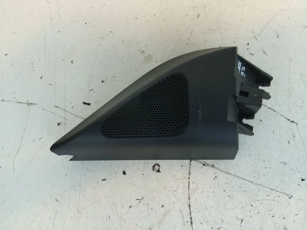 Front door high frequency speaker – Volkswagen Passat CC (2008-2016)