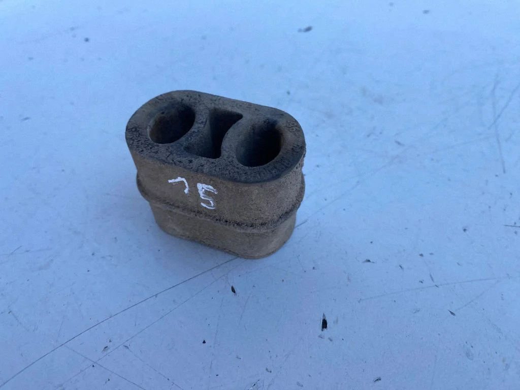 Summuti kinnitus/ hoidik – Opel Astra G (1998-2009)