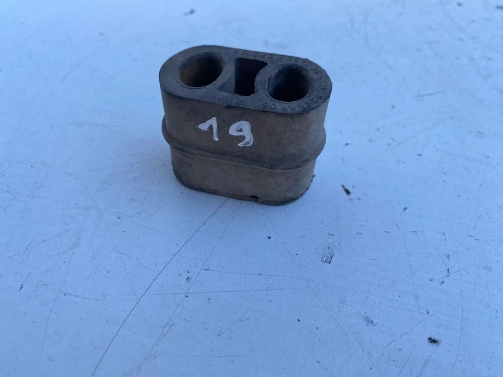 Summuti kinnitus/ hoidik – Opel Astra G (1998-2009)