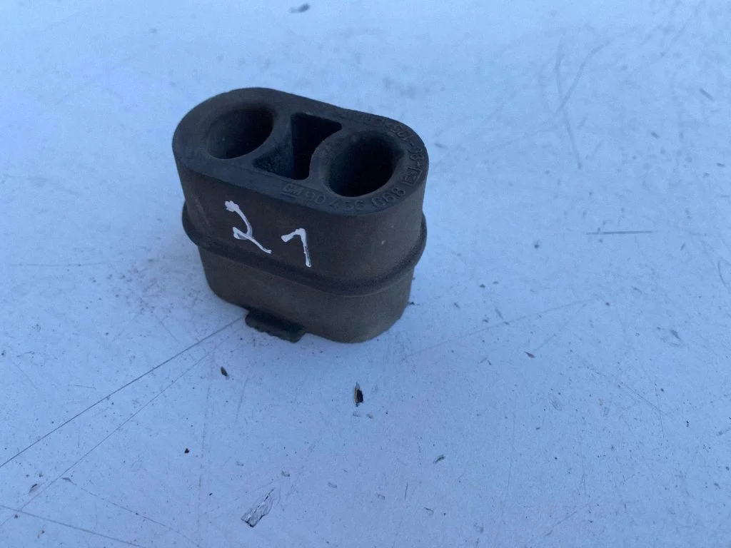 Summuti kinnitus/ hoidik – Opel Astra G (1998-2009)