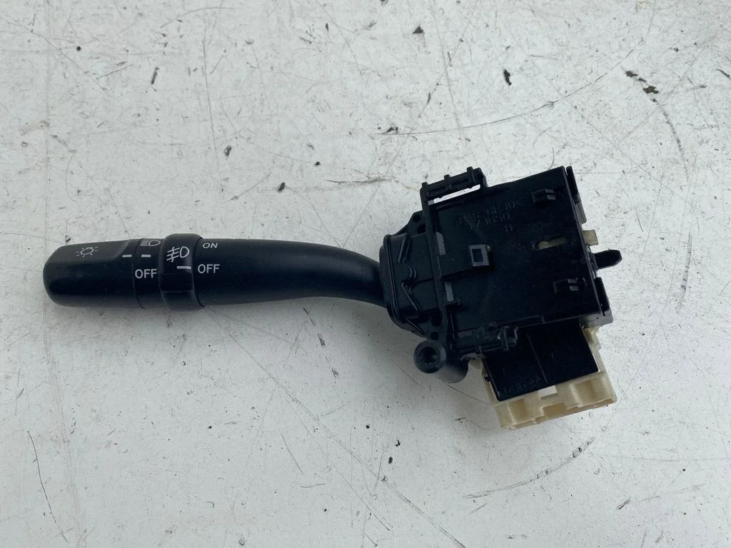 Indicator stalk – Toyota Previa (XR30, XR40) II (2000-2006)