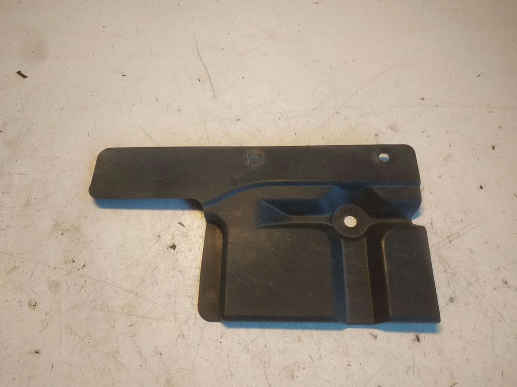 Radiator trim 5315453010