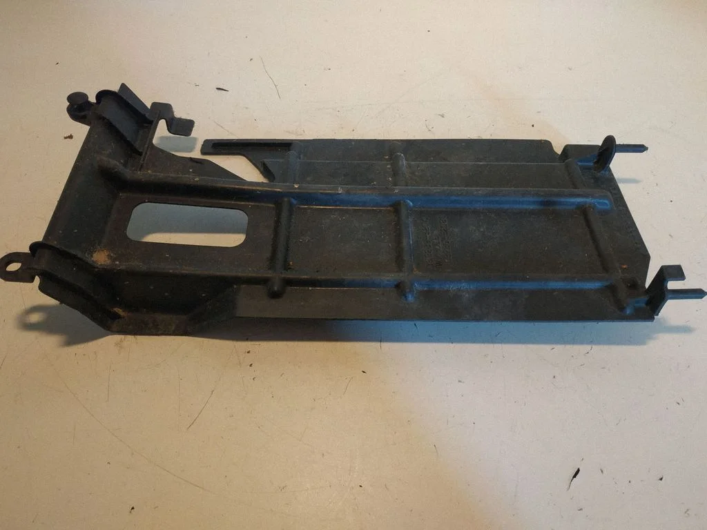 Top upper radiator support slam panel 5328952020