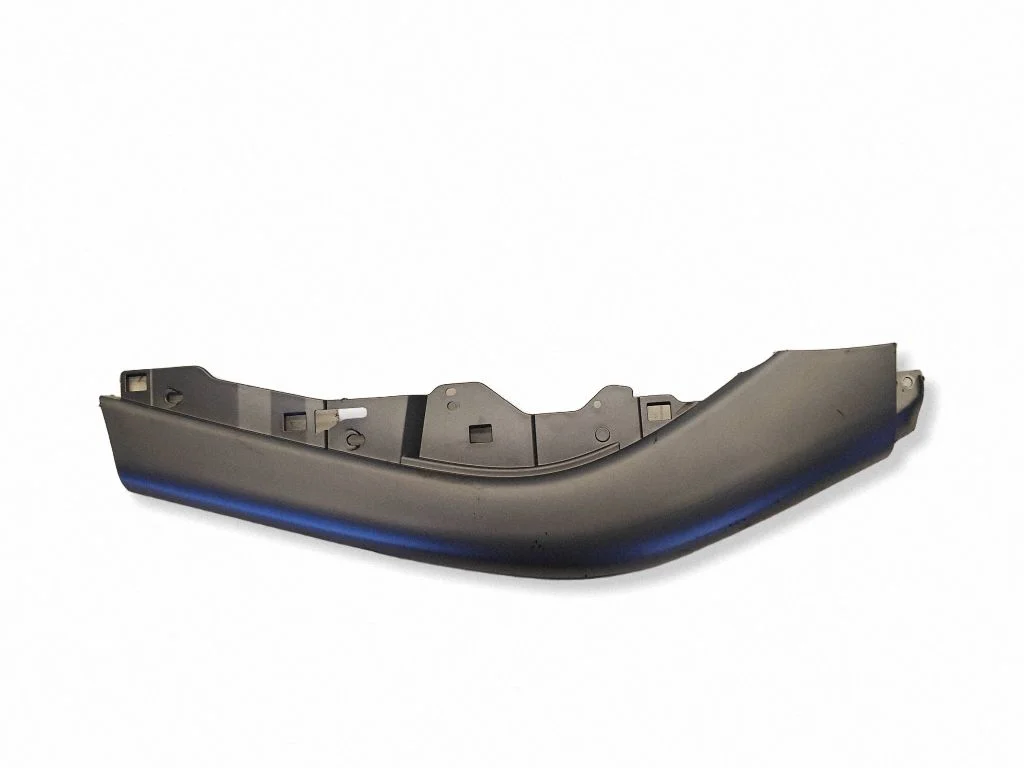 Cita centrālās konsoles (tuneļa) detaļa 8011A0692