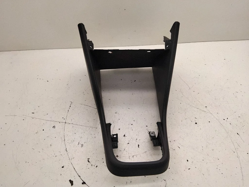 Other center console (tunnel) element – Volkswagen Cross Polo (2009-2018)