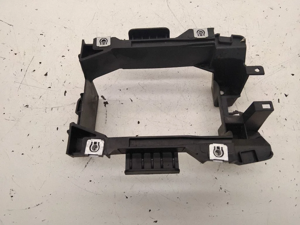 Other center console (tunnel) element 8V0863531