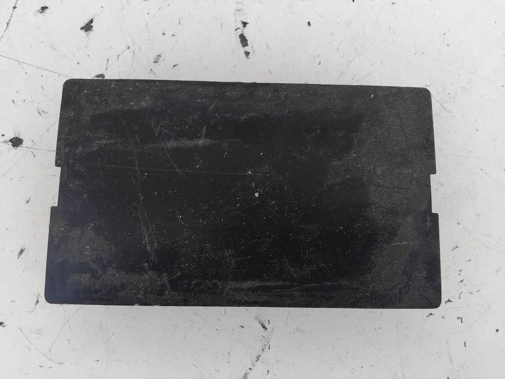 Other center console (tunnel) element 846A4CV000