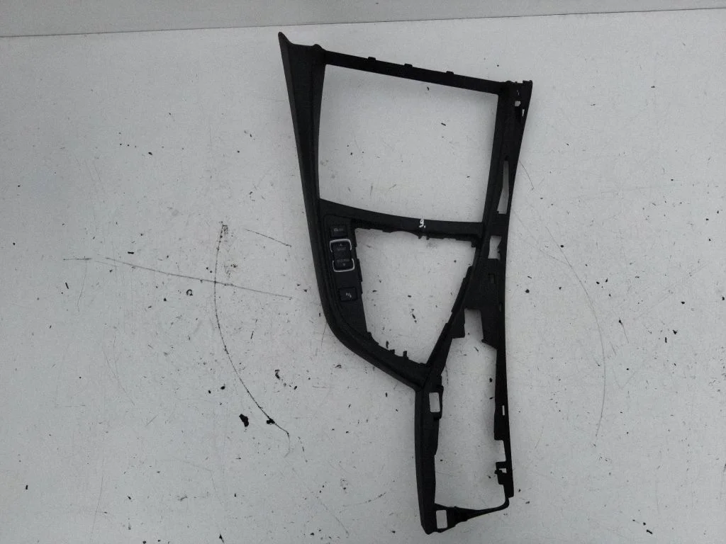 Other center console (tunnel) element – BMW 1 Series F20 F21 (2011-2019)