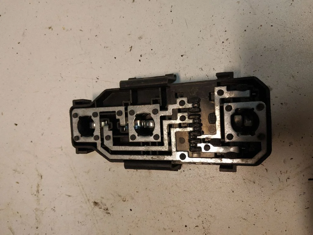 Tagatule pirni kate (pesa) – Audi A6 Allroad C5 (1999-2005)