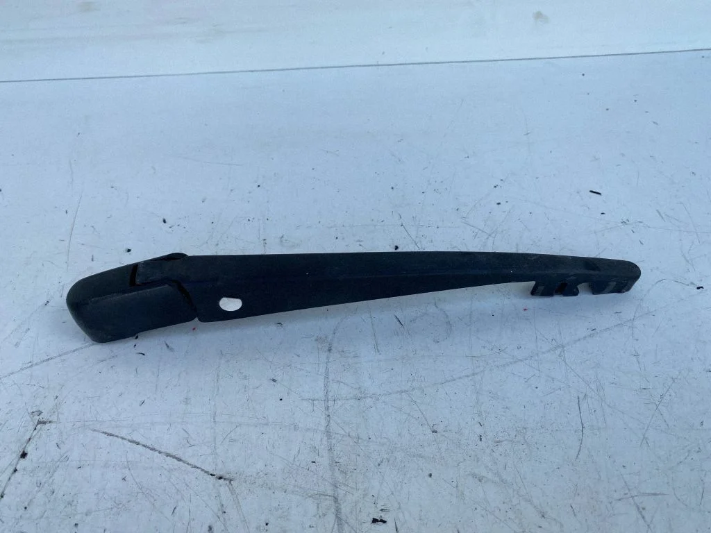 Rear wiper blade arm 35622