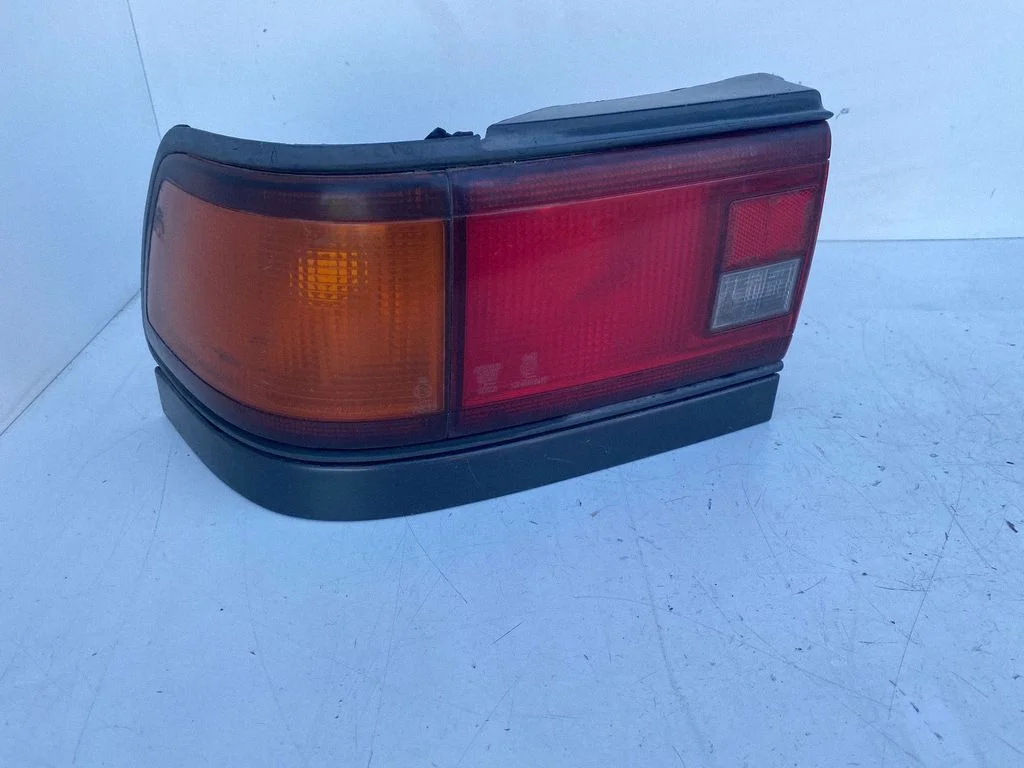 Rear/tail lights – Toyota Carina T170 (1988-1992)