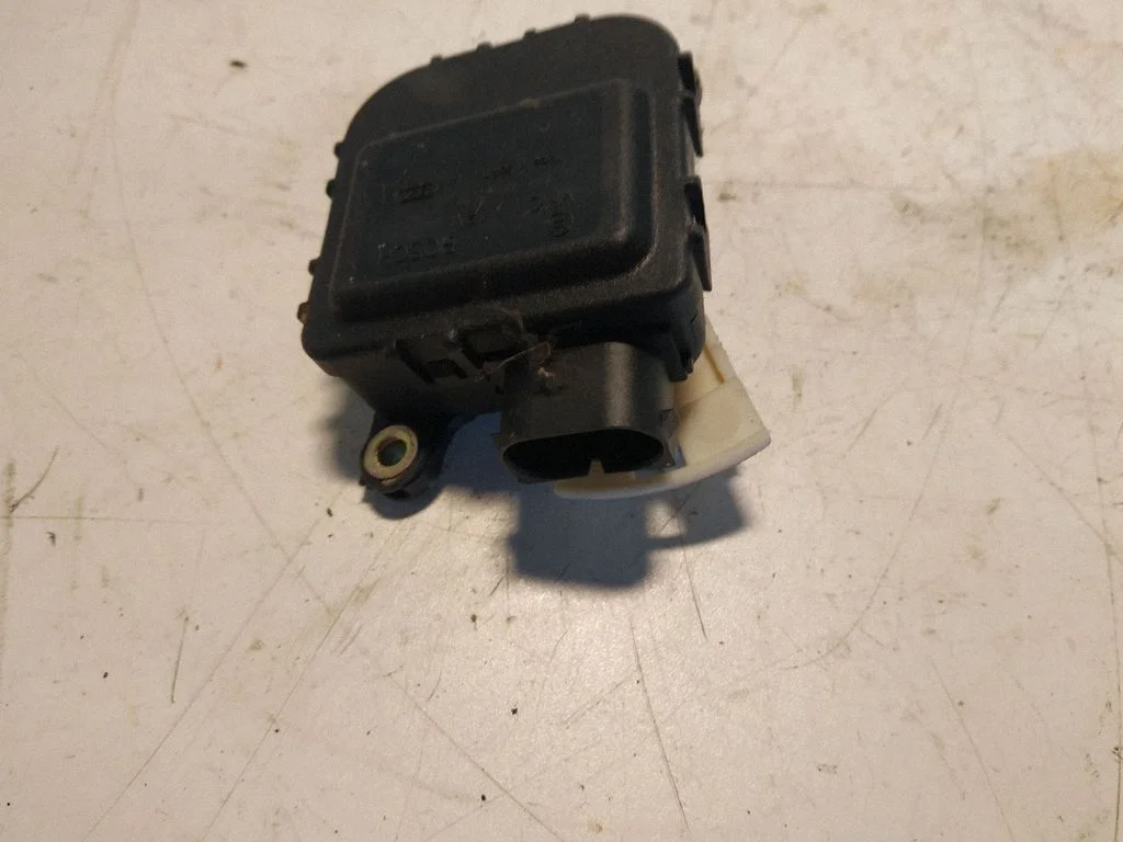 Gaisa aizvara motoriņš/aktuators 0132801217