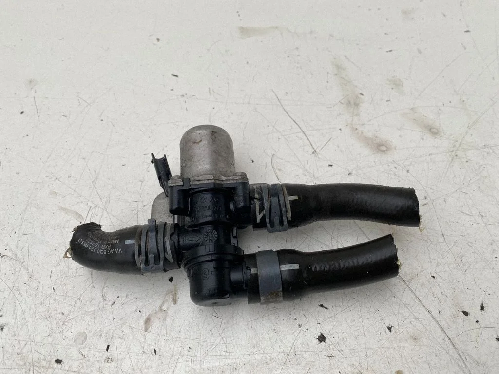 Motora dzesēšanas caurule (-es)/šļūtene (-es) 5Q0806457C