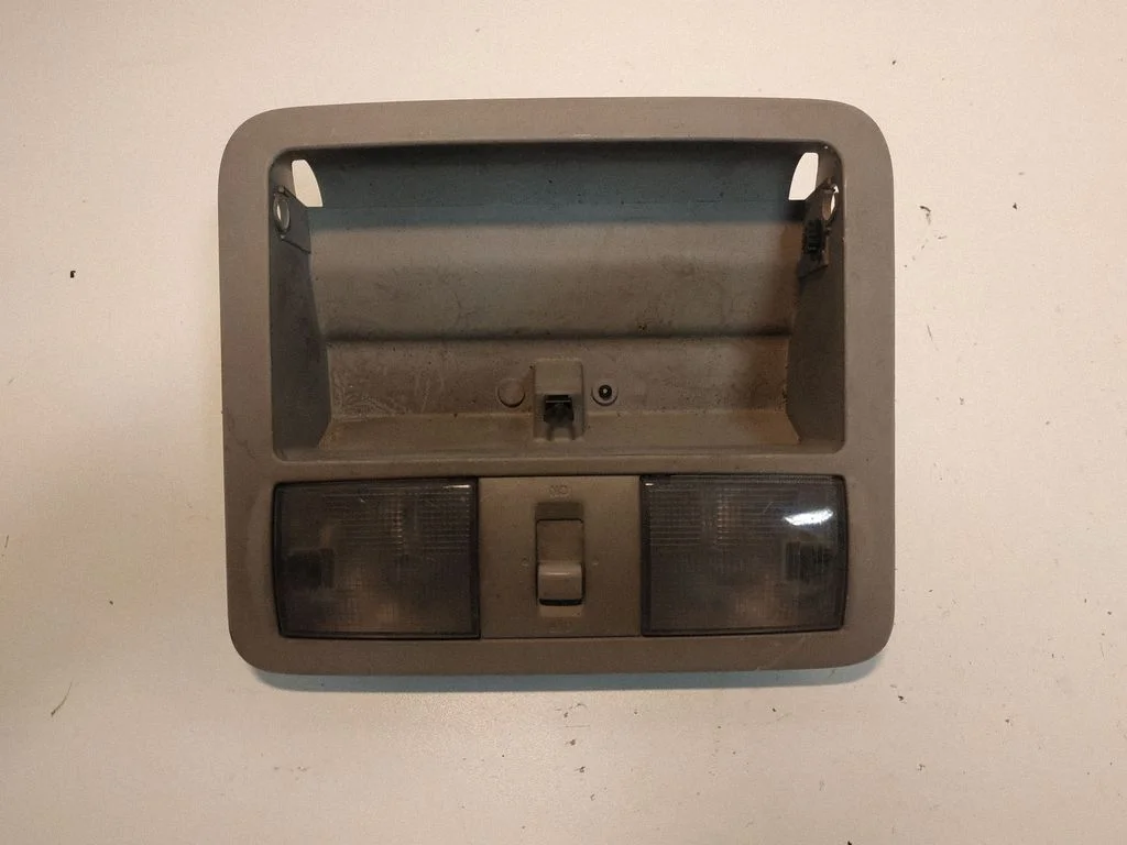 Front seat light 26430EB311