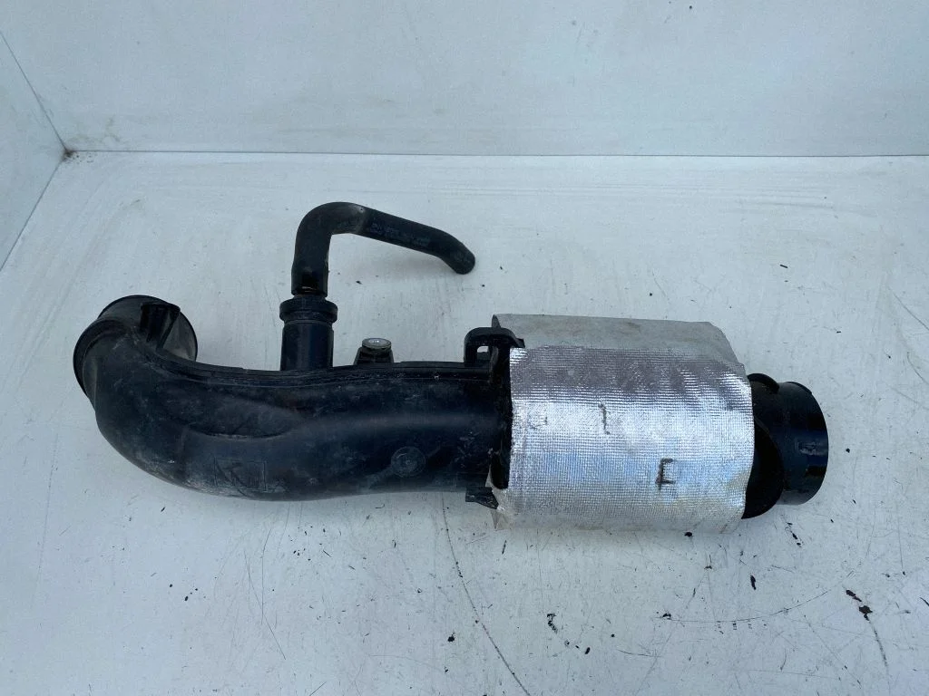 Wąż / rura intercoolera 31370975