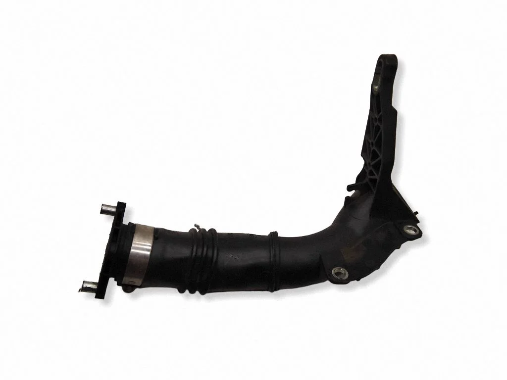 Intercooler hose/pipe AV2Q9351BC