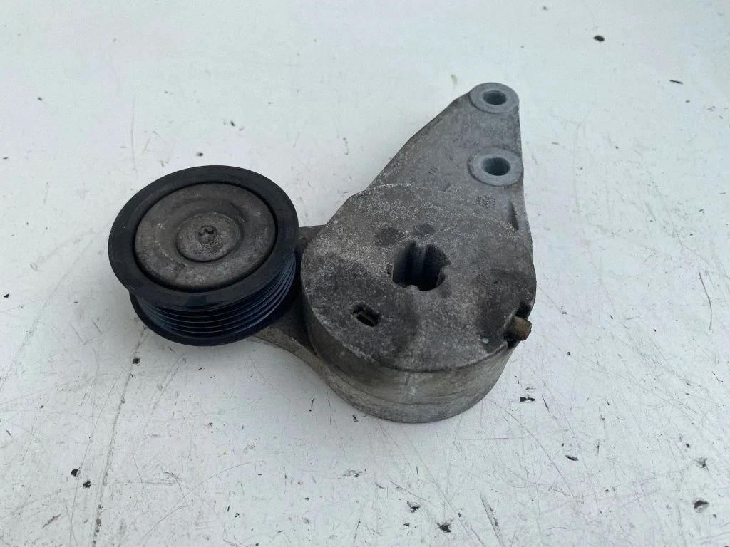 Generator/alternator belt tensioner – Volvo V60 (2011-2013)