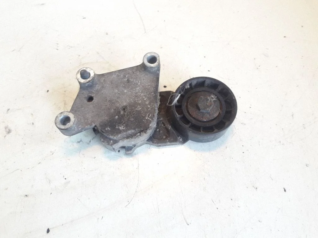 Generator/alternator belt tensioner – Volvo V50 (2004-2007)