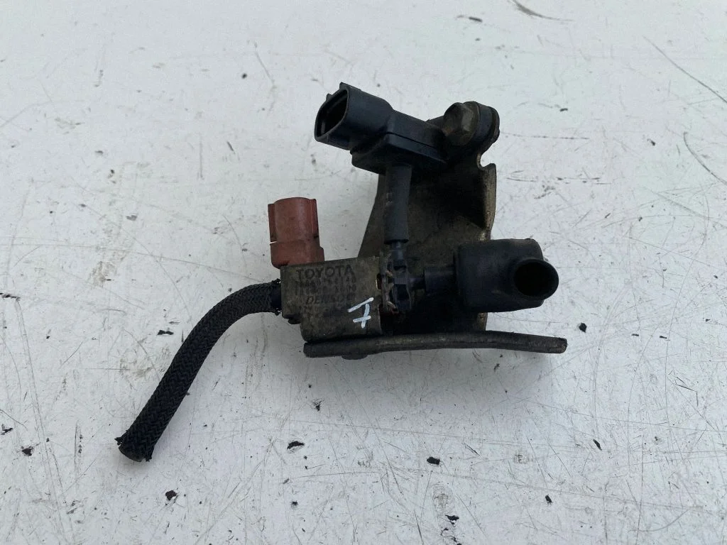 Turbo solenoid valve – Toyota Corolla Verso E121 (2001-2004)