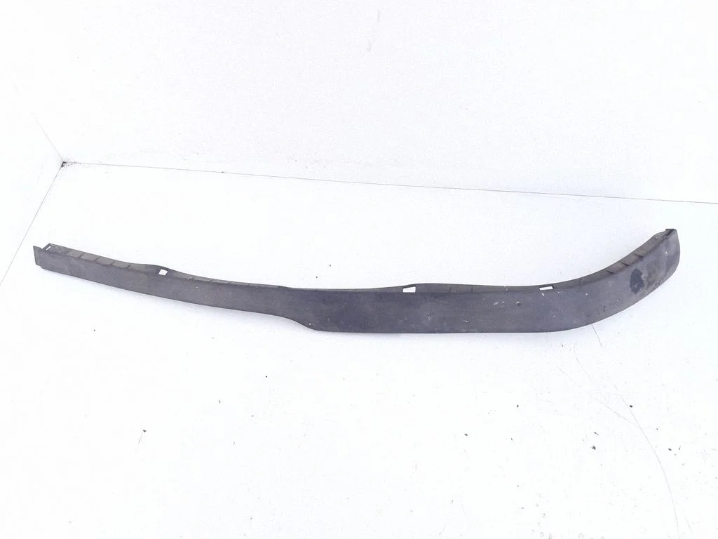 Esistange alumine osa (huul) – Opel Astra G (1998-2009)