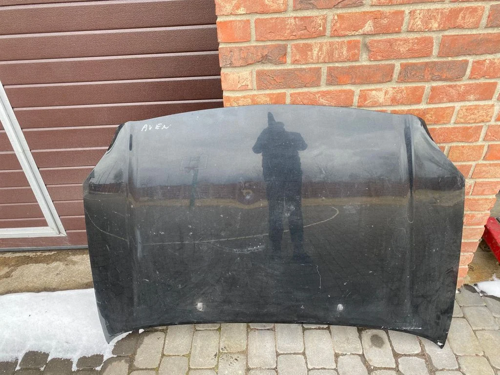 Engine bonnet/hood – Toyota Avensis T250 (2006-2009)