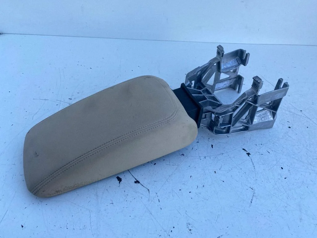 Armrest 8V0864283