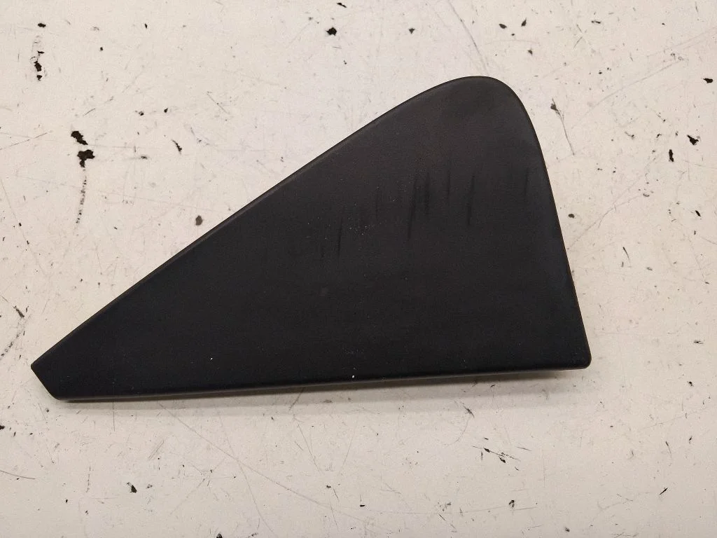 Other rear door trim element 8398179J00