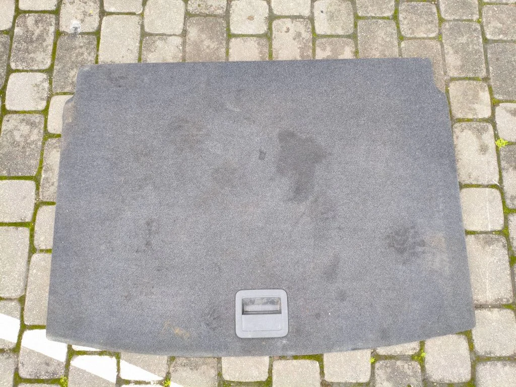 Trunk/boot floor carpet liner – Volkswagen e-Golf (2014-)