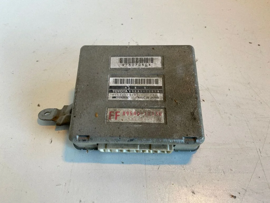 ABS control unit/module 8954112070