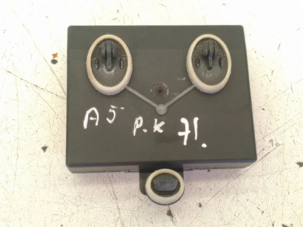 Door control unit/module – Audi A5 Sportback 8TA (2009-2016)