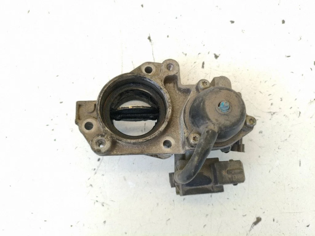 Throttle valve 23296002