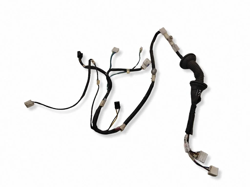 Esiukse juhtmestik – Toyota RAV 4 (XA30) (2006-2016)