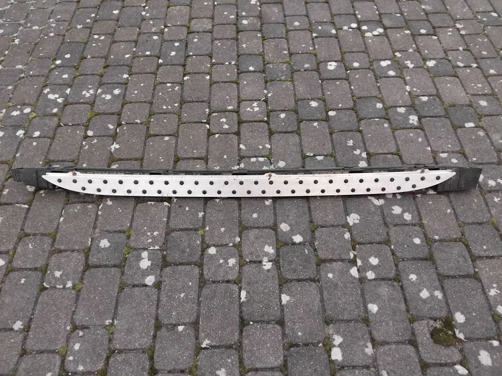 Sill 51633401009