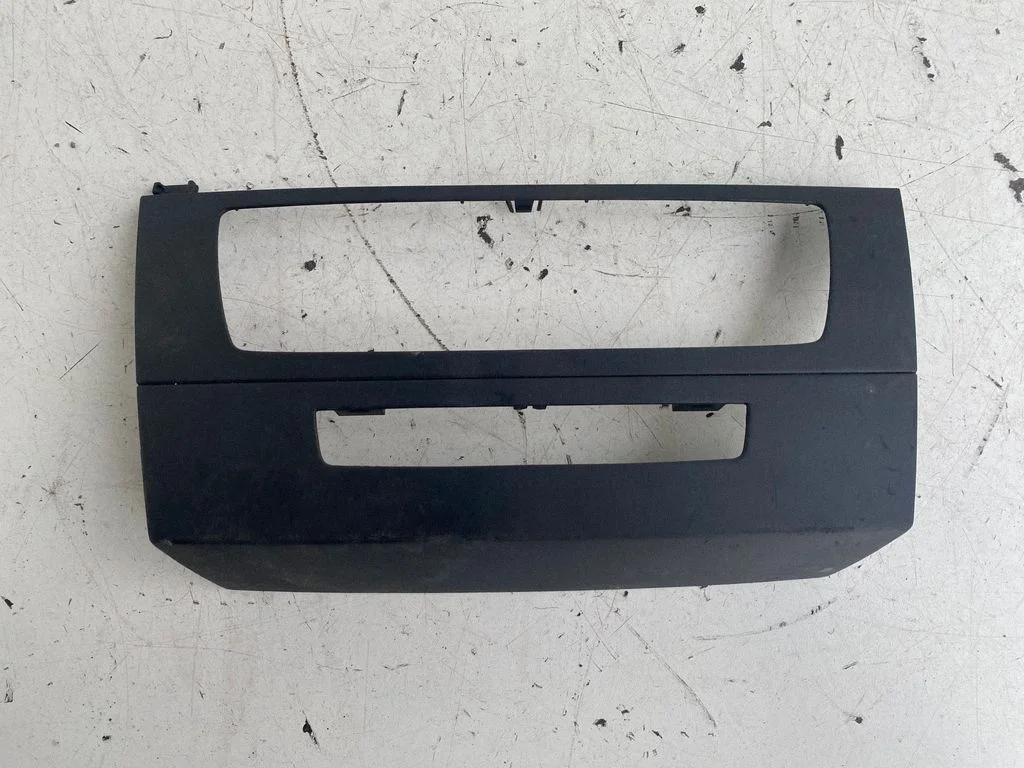 Climate control/heater control trim – BMW 3 Series E90 E91 (2005-2012)