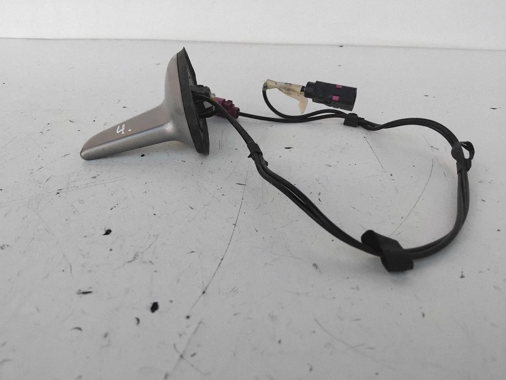 Aerial GPS antenna A2218203175