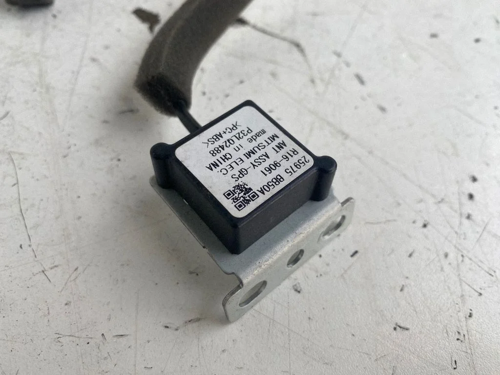 Antena (GPS antena) 25975BB50A